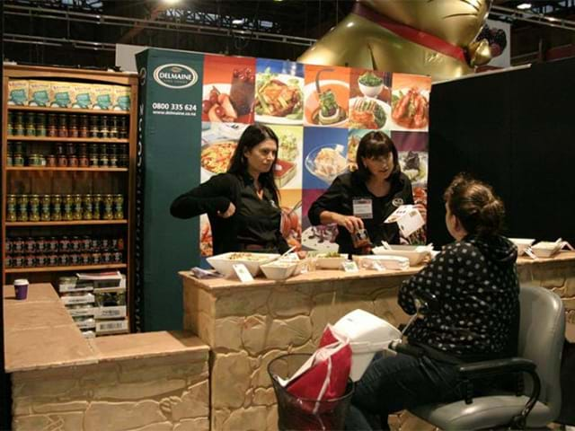 expo-food-sampling