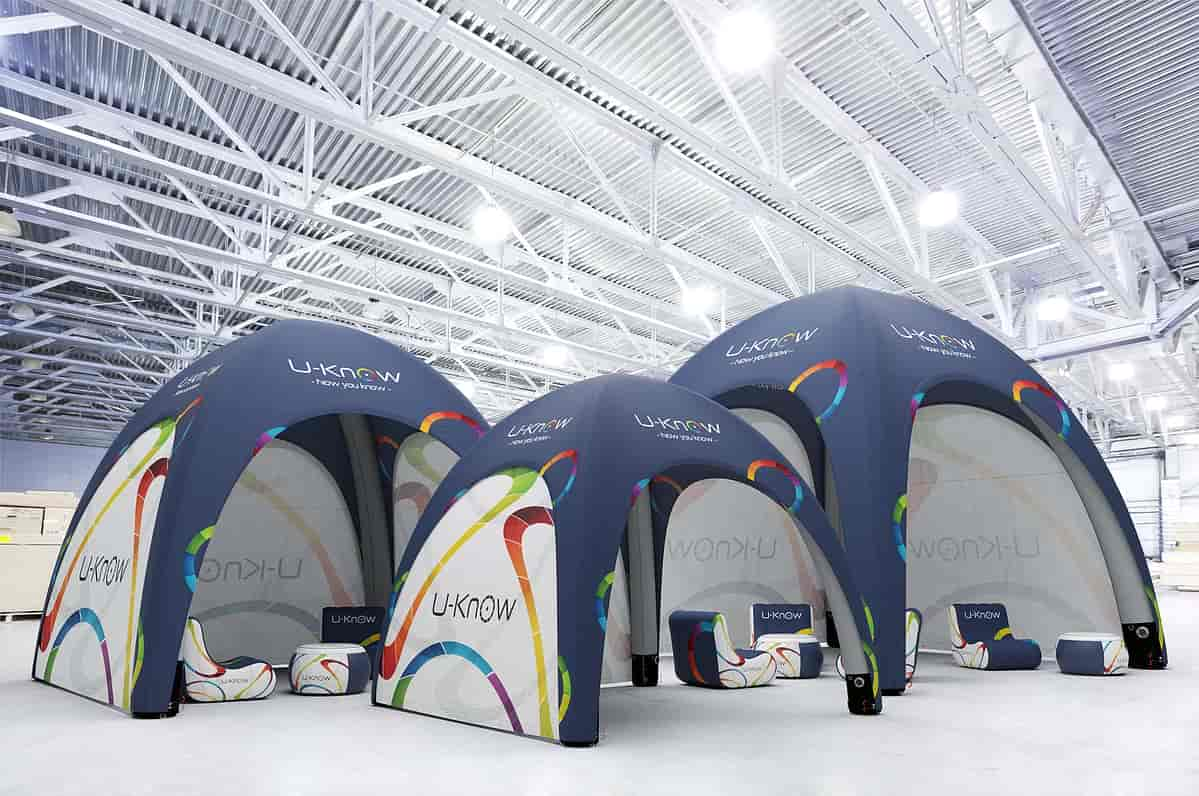 inflatable-tents-and-chairs-brandstand