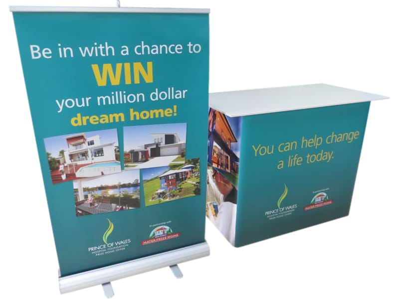 shopping-centre-pull-up-banner-and-sales-table