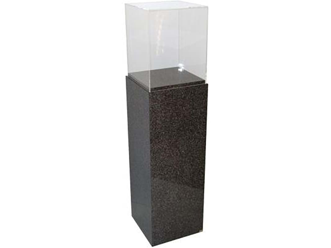 showcase-plinths-3