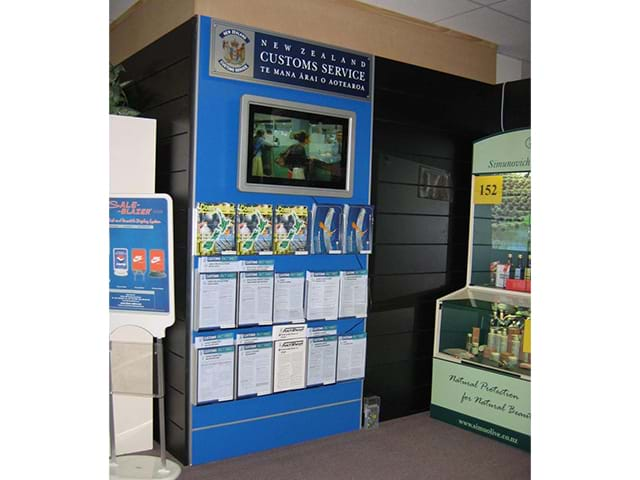 tv-screen-with-brochure-holders