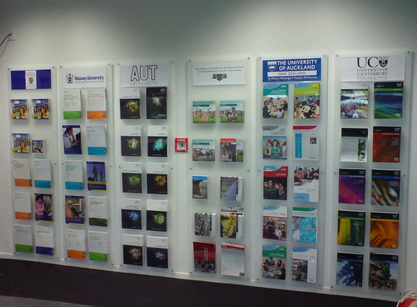 Customised-magazine-and-brochure-display-wall - Displays2Go