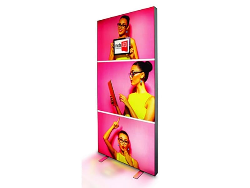 display-in-a-bag-brandframe-04-lightbox-portable-brandframe.jpg