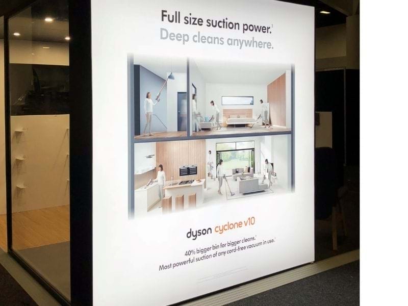 exhibition-brandframe-09-lightbox-with-black-framing.jpg