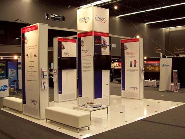 Trade show towers - Displays2Go