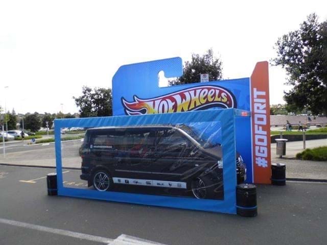 Giant size recreation of kids toy - Displays2Go