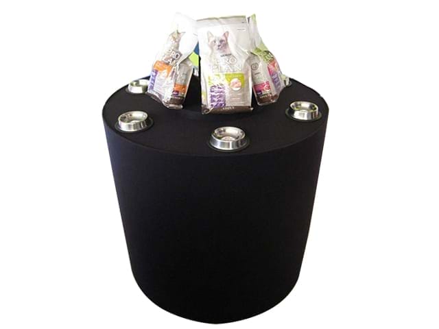 Round plinth with fabric coating - Displays2Go