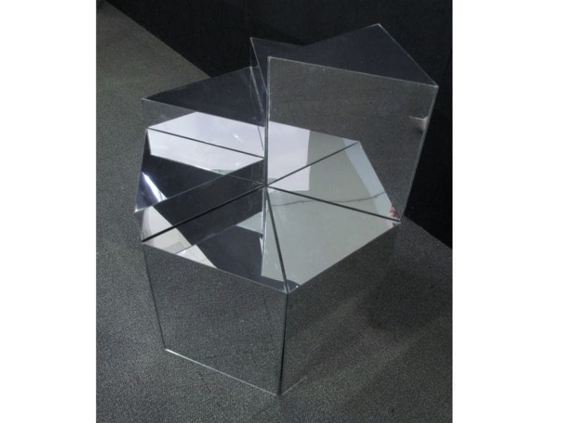 mirror-plinths-05-mirror-plinth-hexagonal-kit.jpg