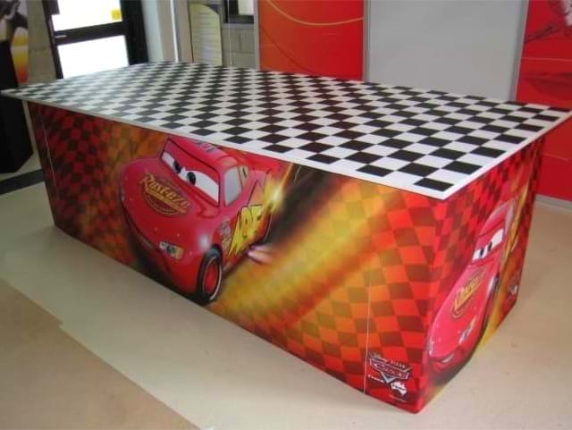 Kids portable race track - Displays2Go