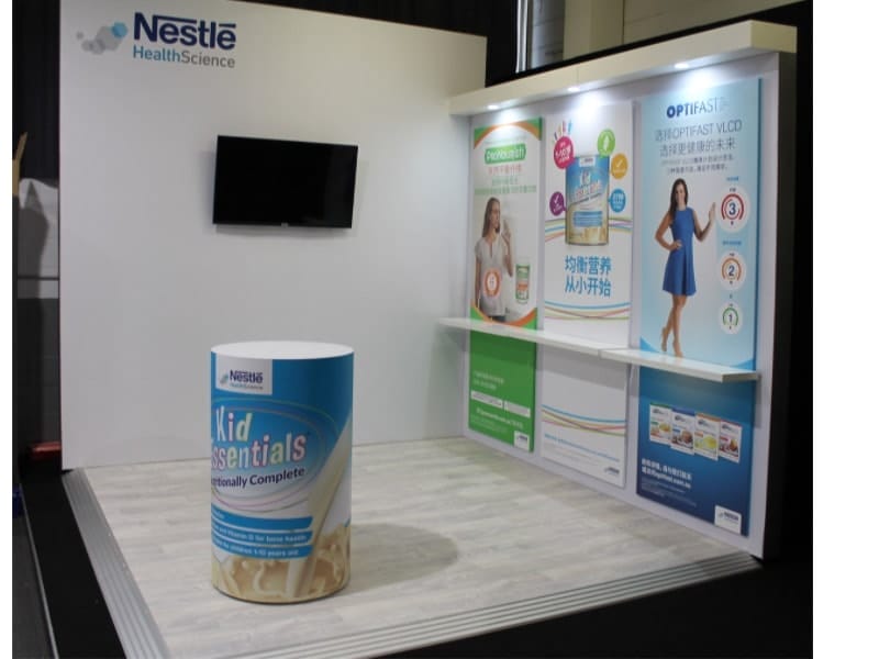 raised-exhibition-flooring-11-raised-exhibition-flooring-with-floor-vinyl.jpg