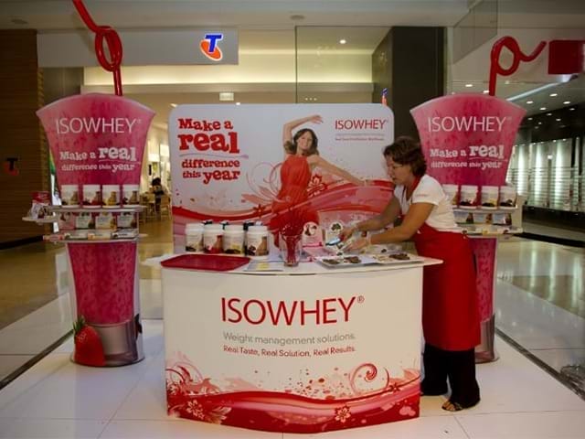 Isowhey shopping centre display - Displays2Go