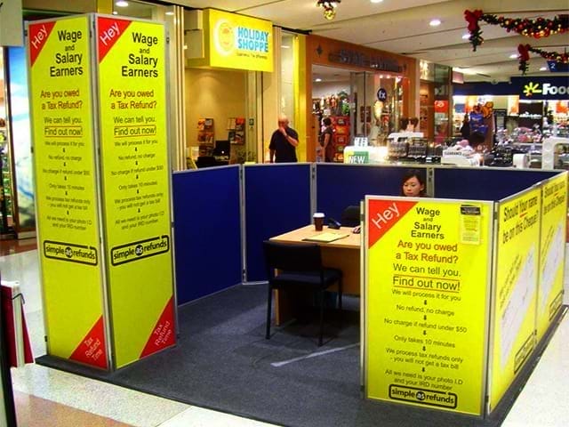 Cario shopping centre booth configuration - Displays2Go