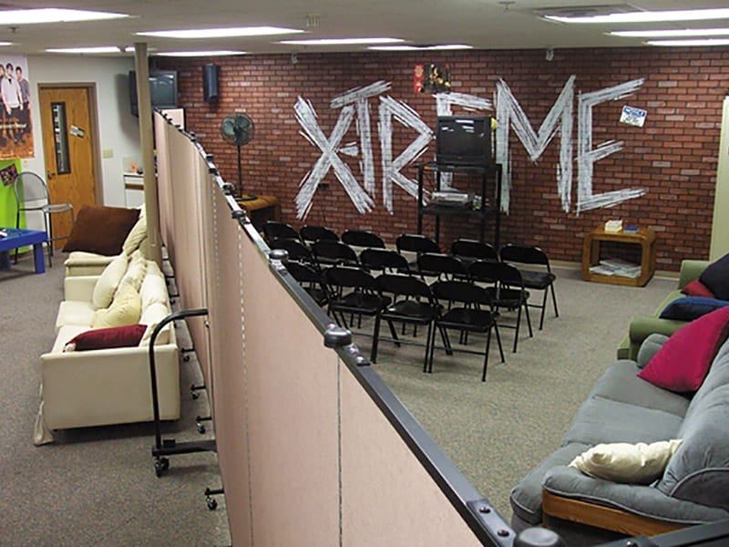 screenflex-room-dividers-08-st-francis-youth-room.jpg