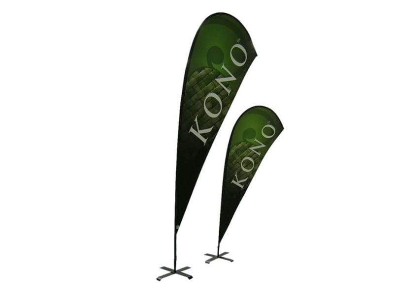 teardrop-flags-02-3.3m-&-2.2m-teardrop-flag-on-cross-bases.jpg